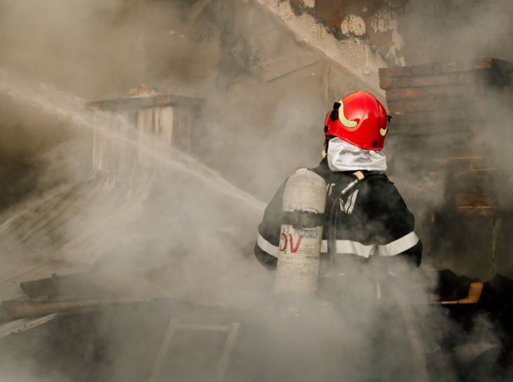 Imaginea articolului Ferma unui primar din Botoşani, incendiată pentru a patra oară în ultimii ani. Edilul, convins că este o răzbunare politică 