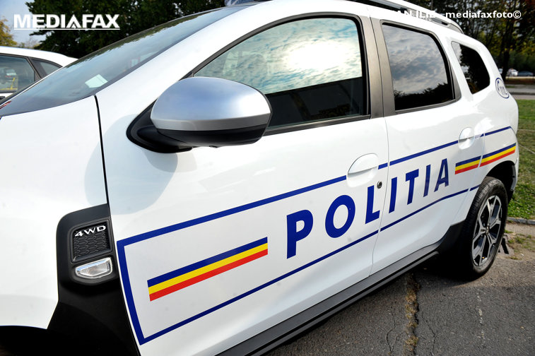 Imaginea articolului Maşină de poliţie, care circula pe contrasens spre Sinaia, a fost implicată într-un accident rutier