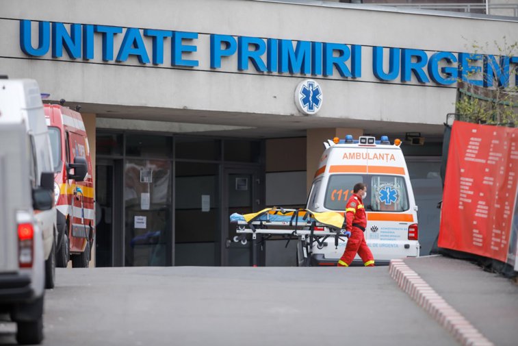 Imaginea articolului COVID-19. Planul roşu, activat la Spitalul Judeţean din Ploieşti. Doi pacienţi în stare gravă au fost transferaţi de la Braşov
