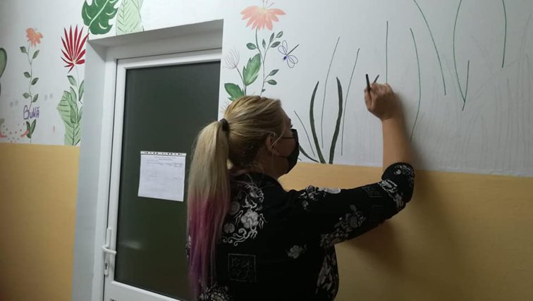 Imaginea articolului O şcoală din Braşov a fost pictată ca elevii să scape de frica pandemiei
