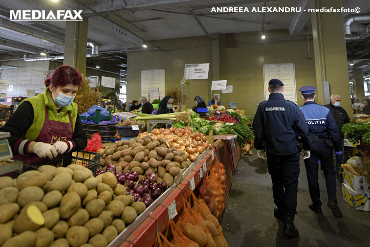 Imaginea articolului Revolta comercianţilor din pieţe: "Ne dau afara ca pe nişte câini"