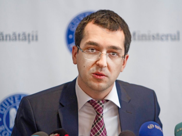 Imaginea articolului Cum încearcă Vlad Voiculescu să pună capăt corupţiei din sănătate: consiliile de administraţie din spitale vor aviza direct achiziţiile de peste 10.000 euro