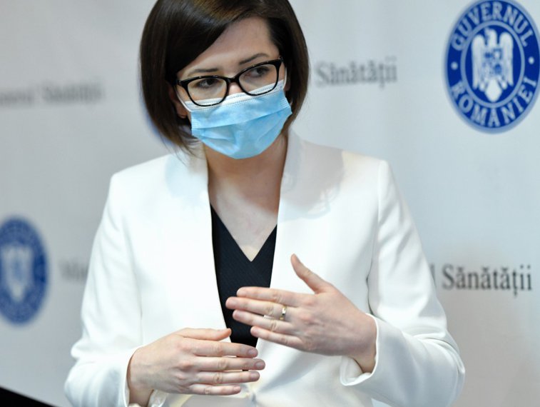 Imaginea articolului Ioana Mihăilă, ministrul Sănătăţii, crede că România se va confrunta cu al patrulea val al pandemiei. Ce îi poate reduce intensitatea