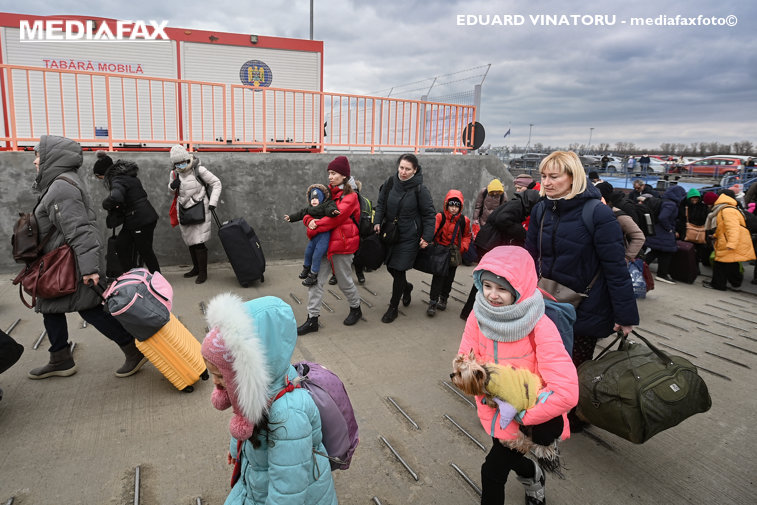 Imaginea articolului Bani pentru statele care primesc refugiaţi din Ucraina. Prefinanţarea, majorată de CE