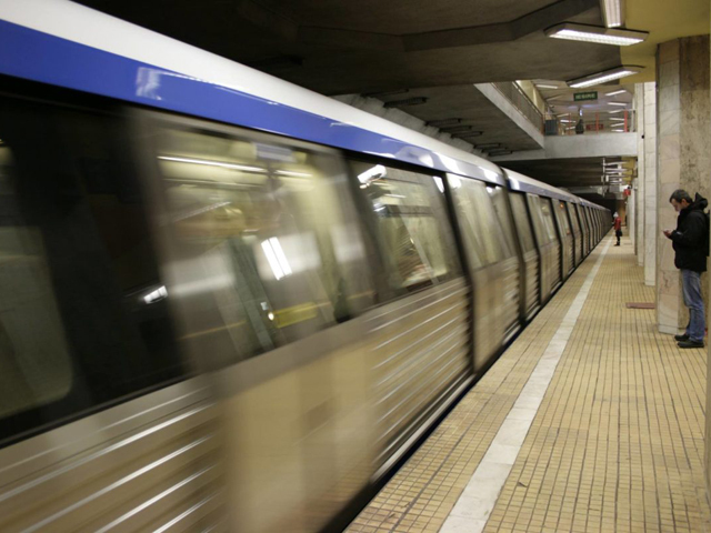 Imaginea articolului Bucureştenii iubesc metroul. Traficul de călători la staţiile de metrou a depăşit 12 milioane de persoane în luna martie