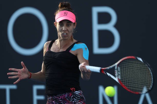 Imaginea articolului Australian Open| Mihaela Buzărnescu, eliminată de Wozniacki. Românca a primit aplauze calde din partea tribunei / Copil, învins de Gilles Simon