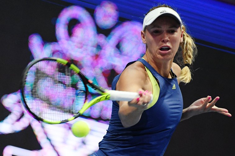 Imaginea articolului Wozniacki a oferit un nou moment controversat, după ce a intrat în conflict cu acelaşi arbitru căruia i s-a plâns de sunetele scoase de Monica Niculescu/ Liderul mondial a fost eliminată în semifinalele turneului de la Doha