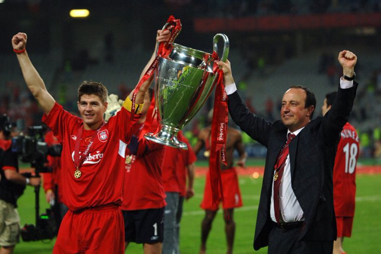 Imaginea articolului 15 ani de la "Minunea de la Istanbul". Liverpool a câştigat Liga Campionilor, după ce a fost condusă la pauză cu 3-0 de AC Milan