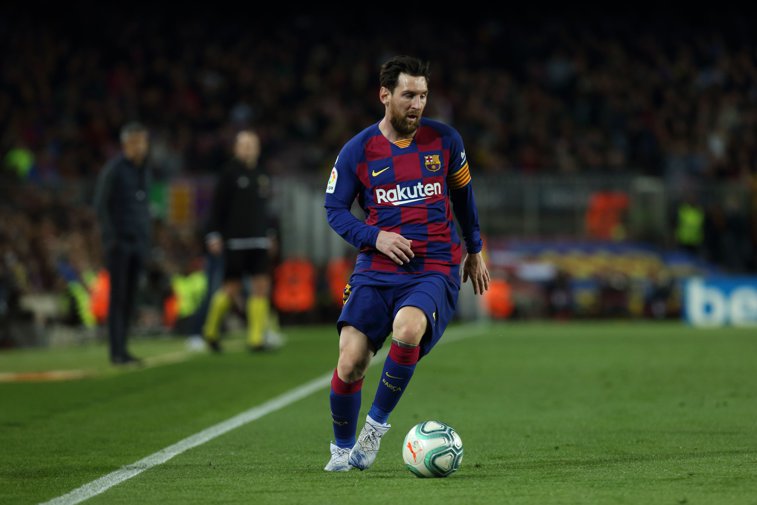 Imaginea articolului  Imagini cu noul echipament pe care îl va îmbrăca Messi în sezonul următor. Barcelona s-a inspirat de la Gaudi 
