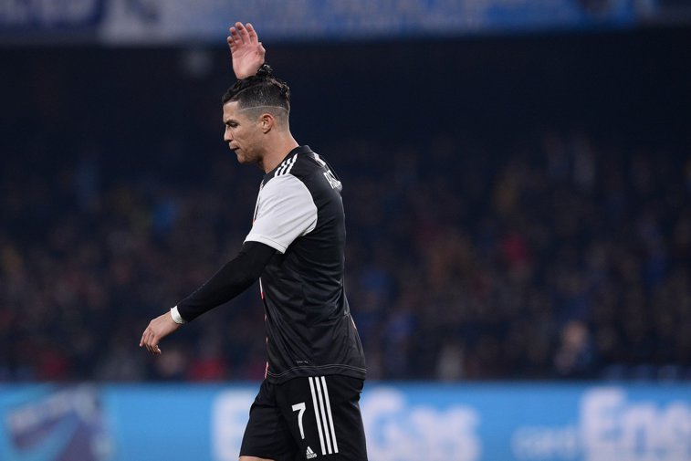 Imaginea articolului Vlad Chiricheş, eroul serii în Serie A: căpitanul naţionalei l-a enervat pe Cristiano Ronaldo. Jurnaliştii italeni l-au lăudat