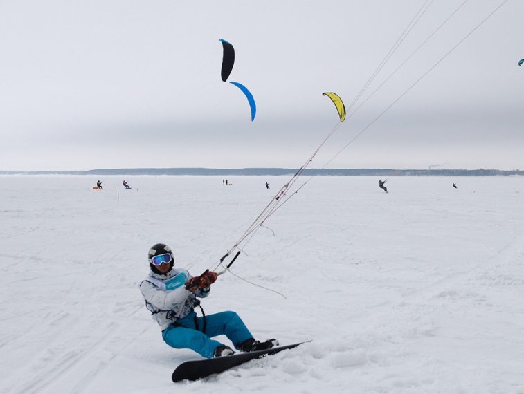 Imaginea articolului Laurent Guyot aduce un plus de adrenalină snowboarding-ului