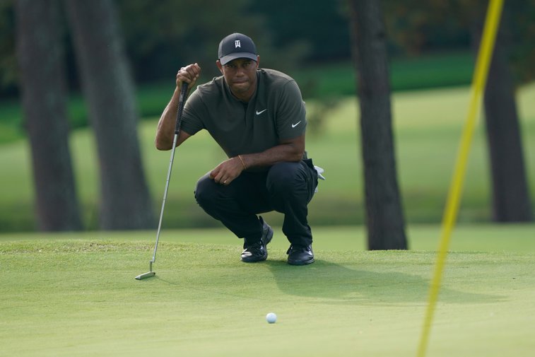 Imaginea articolului Înapoi unde a început legenda: Tiger Woods îşi apără titlul la turneul de golf Masters Augusta National