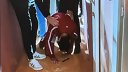 Imaginea articolului Djokovic, lovit de o sticlă de apă, a ieşit de pe teren sângerând
