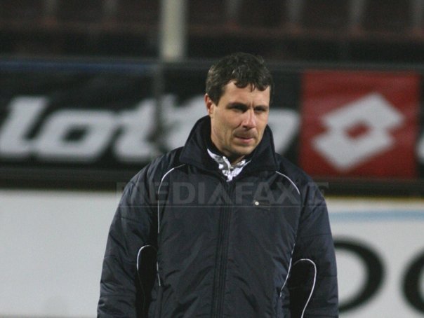 Imaginea articolului Şumudică a semnat un contract pe doi ani cu FC Braşov