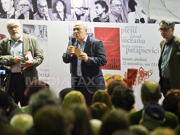 Imaginea articolului Pleşu şi Liiceanu au lansat, sâmbătă, prima carte scrisă împreună, pe care "oricine o poate citi"