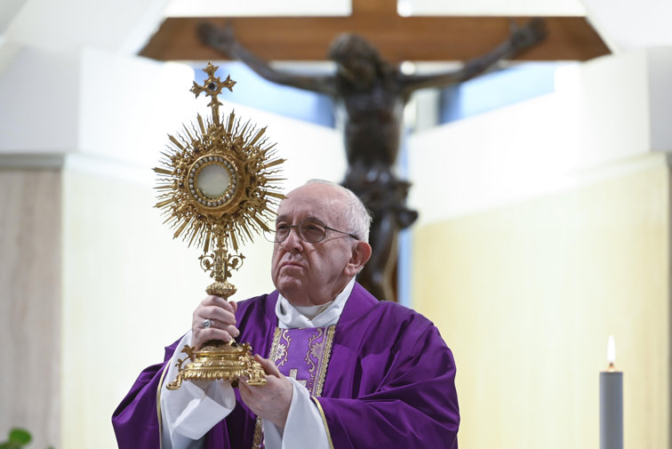 Imaginea articolului Papa Francisc, predică emoţionantă: "Astăzi este duminica lacrimilor" 