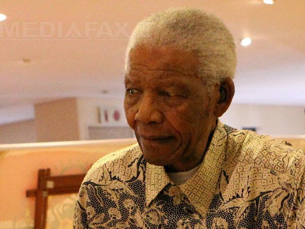 Imaginea articolului Preşedinţia sud-africană: Nelson Mandela are moralul bun