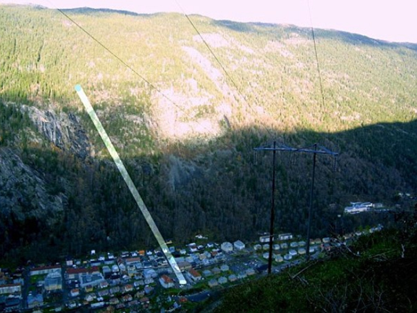 Imaginea articolului ORAŞUL DIN UMBRĂ: O localitate din Norvegia va fi luminată pentru PRIMA OARĂ de soare în timpul iernii cu ajutorul unor oglinzi gigantice - FOTO, VIDEO