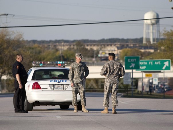 Imaginea articolului Atacul armat de la Fort Hood ar fi fost declanşat de o altercaţie