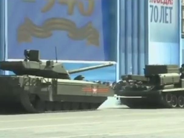 Imaginea articolului Noul tanc al Rusiei, T-14 Armata, s-a defectat în timpul repetiţiilor pentru parada de pe 9 mai - VIDEO