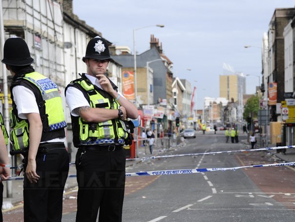 Imaginea articolului Experţii se tem că islamiştii ar putea comite un atac cu bombă chimică în Marea Britanie