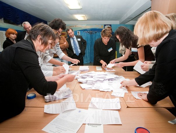 Imaginea articolului Alegeri pentru primărie la Chişinău: Candidatul PSRM şi primarul în exerciţiu vor intra în al doilea tur de scrutin