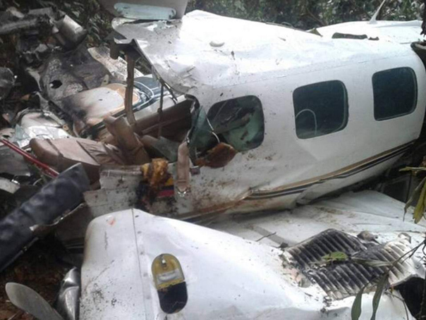 Imaginea articolului O mamă şi fiul ei au supravieţuit după ce avionul lor s-a prăbuşit în jungla columbiană