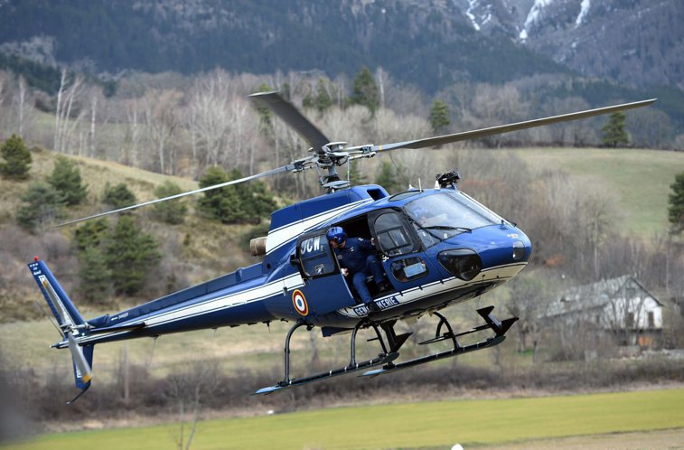 Imaginea articolului Un elicopter al jandarmeriei franceze s-a prăbuşit în sudul Franţei: Patru militari au murit
