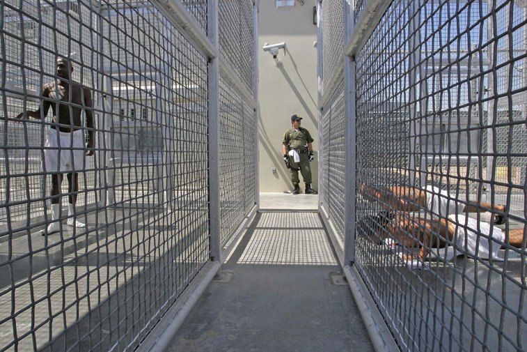 Imaginea articolului REVOLTĂ la o închisoare din Mexic: Doi deţinuţi au murit şi alţi 13 au fost răniţi
