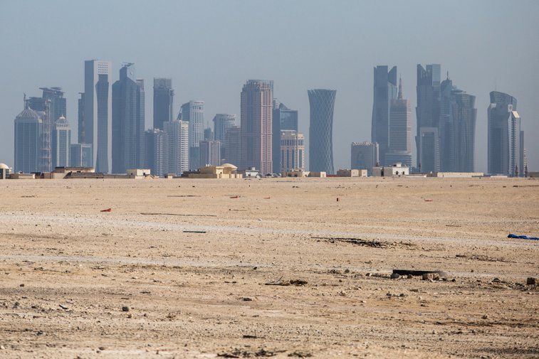 Imaginea articolului Şase ţări arabe au rupt legăturile cu Qatarul, acuzat de finanţarea terorismului/ Spaţiul aerian pentru Qatar Airways, blocat/ Arabia Saudită şi-a închis graniţele/ Preţul petrolului a explodat 