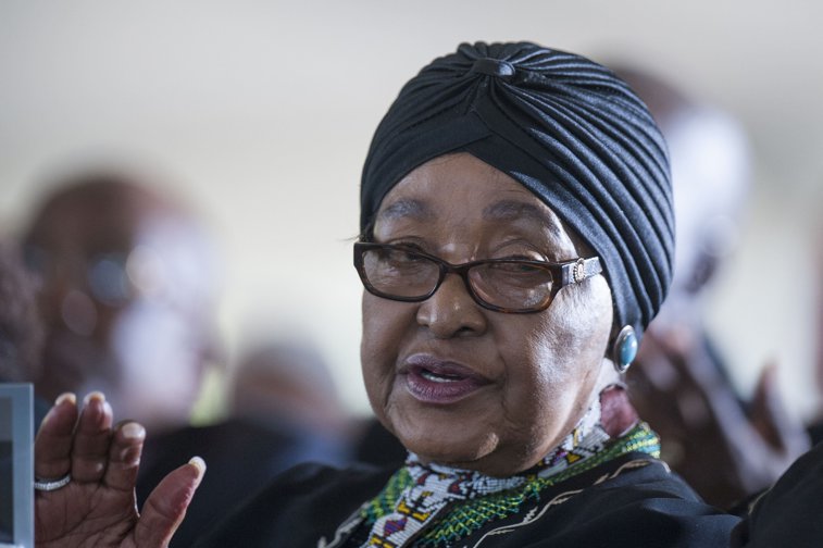 Imaginea articolului A murit activista anti-apartheid din Africa de Sud, Winnie Mandela