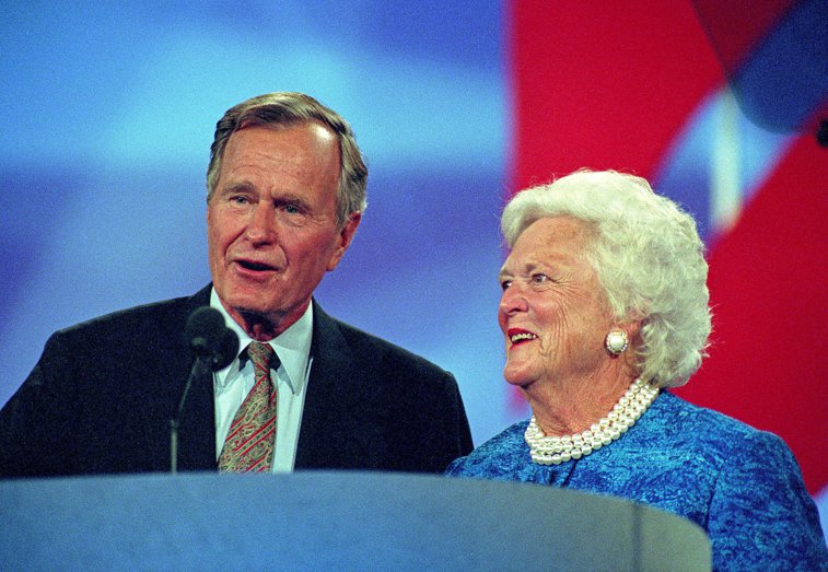 Imaginea articolului Barbara Bush, soţia fostului preşedinte american George H. W. Bush, a murit la vârsta de 92 de ani