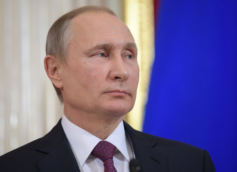 Imaginea articolului Vladimir Putin, învestit pentru a patra oară în funcţia de preşedinte al Rusiei:  Voi continua să pun accent pe securitatea şi apărarea ţării