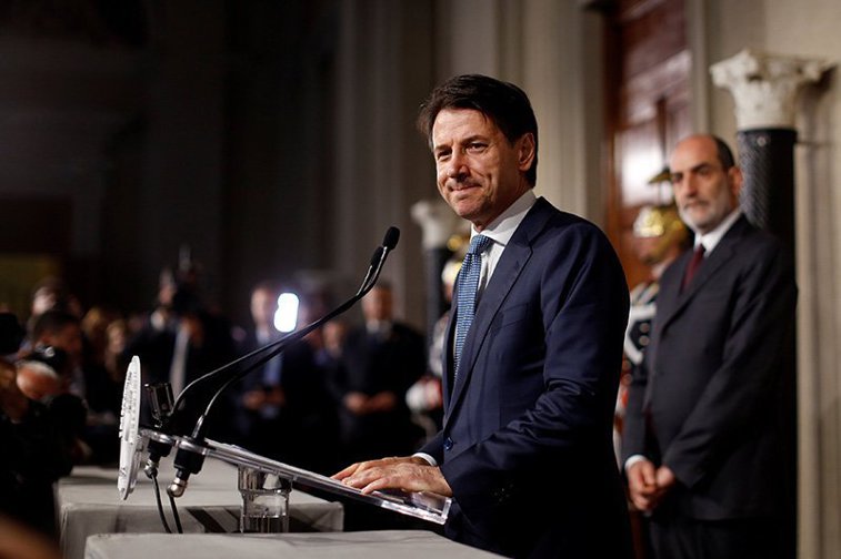 Imaginea articolului Preşedintele Italiei îl mandatează pe Giuseppe Conte să formeze viitorul guvern