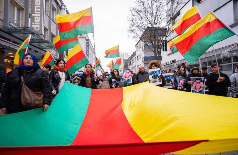 Imaginea articolului Mii de persoane au protestat în Hanau împotriva extremismului şi rasismului. VIDEO