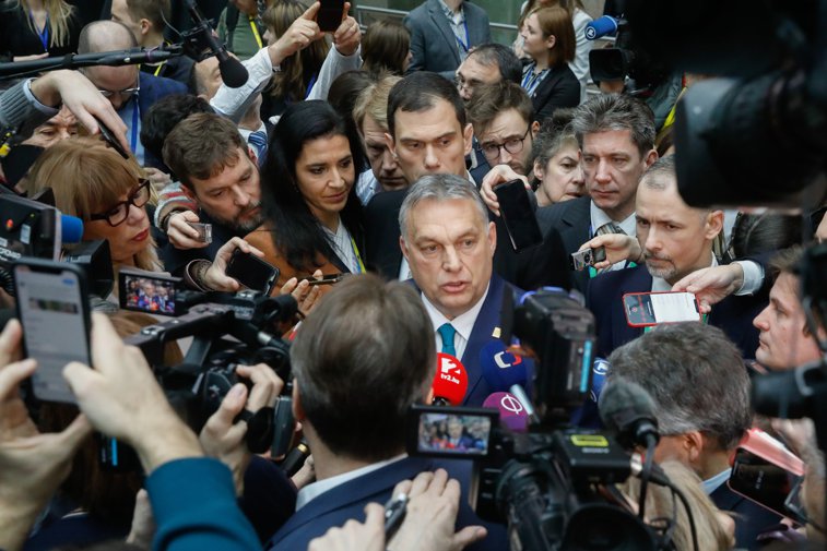 Imaginea articolului Propunere periculoasă a lui Viktor Orban în Ungaria: 5 ani de închisoare pentru cei care răspândesc informaţii false