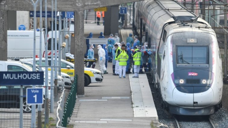 Imaginea articolului Coronavirus: Francezii transferă bolnavii cu trenuri TGV medicalizate
