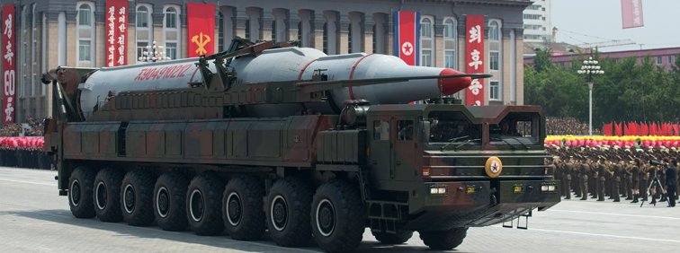 Imaginea articolului Coreea de Nord a prezentat un nou tip de rachetă balistică intercontinentală FOTO