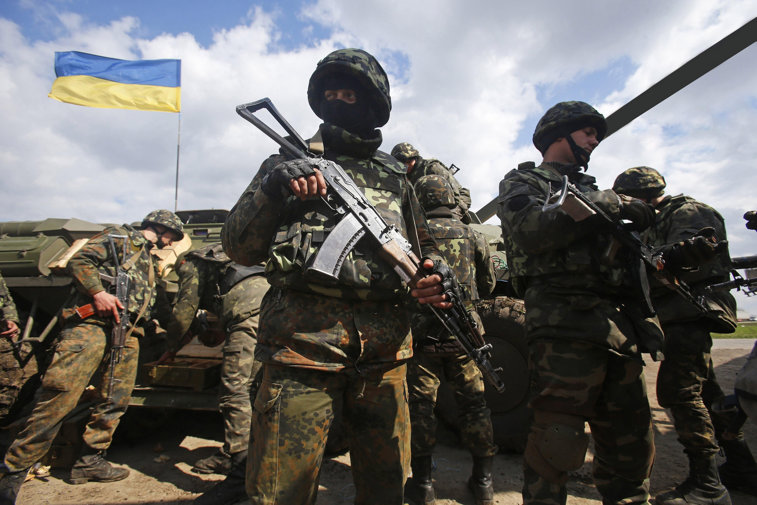 Imaginea articolului Ucraina îşi menţine apărarea în timp ce luptele fac ravagii în regiunea Doneţk 