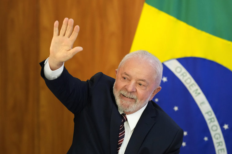 Imaginea articolului Lula da Silva afirmă că Grupul BRICS nu va rivaliza cu organizaţii precum G7 ori cu Statele Unite