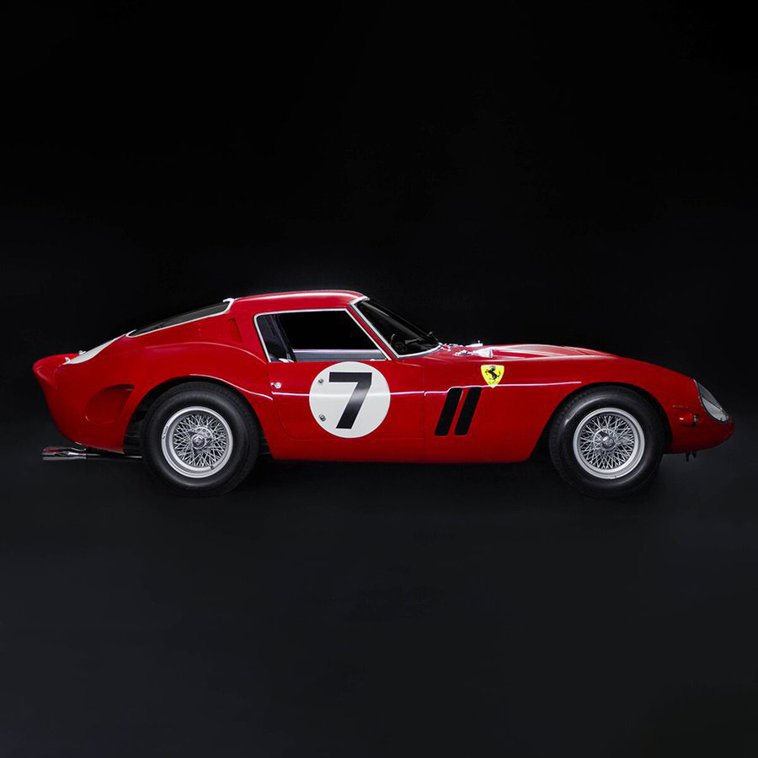 Imaginea articolului Cel mai scump Ferrari scos vreodată la licitaţie s-a vândut cu 51,7 milioane de dolari
