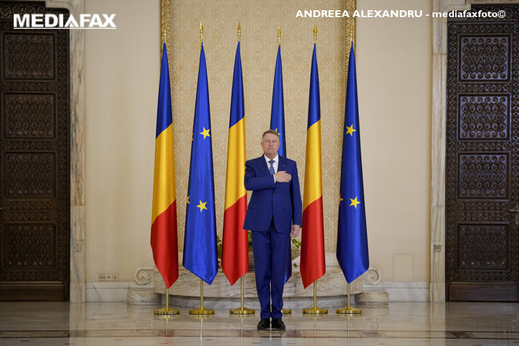 Imaginea articolului COMENTARIU Lelia Munteanu: Imnul României: "Pas cu pas"