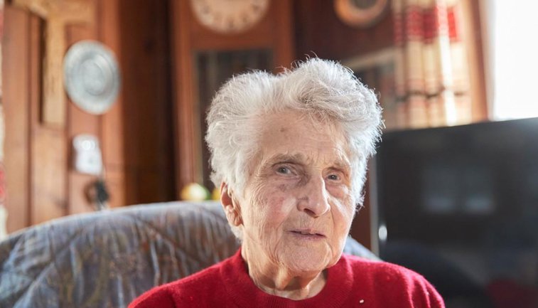 Imaginea articolului O femeie de 95 de ani s-a întors acasă după ce a supravieţuit COVID-19