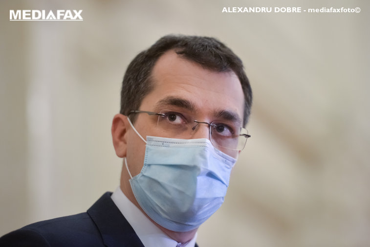 Imaginea articolului Un nou caz de infectare cu tulpina sud-africană a fost confirmat în România. Reacţia ministrului Sănătăţii