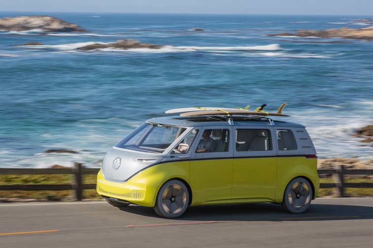 Imaginea articolului Volkswagen vrea să producă în serie primul monovolum electric din istoria companiei. Când va fi lansat