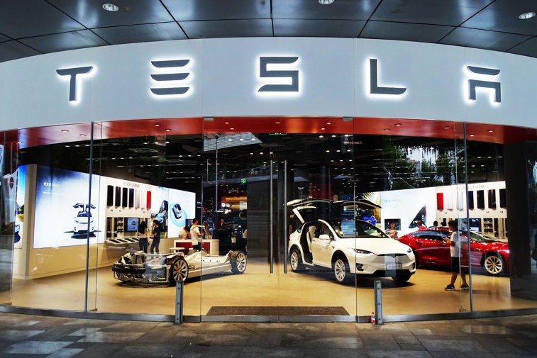 Imaginea articolului După succesul avut în China, Tesla plănuieşte să prezinte noul Model 3 în Shanghai