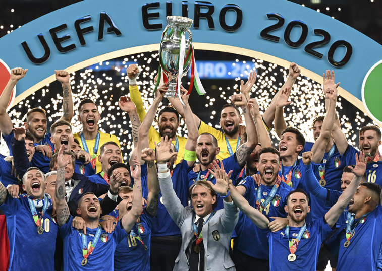 Imaginea articolului Finala EURO 2020: It’s going to Rome - Italia câştigă al doilea titlu european după 53 de ani