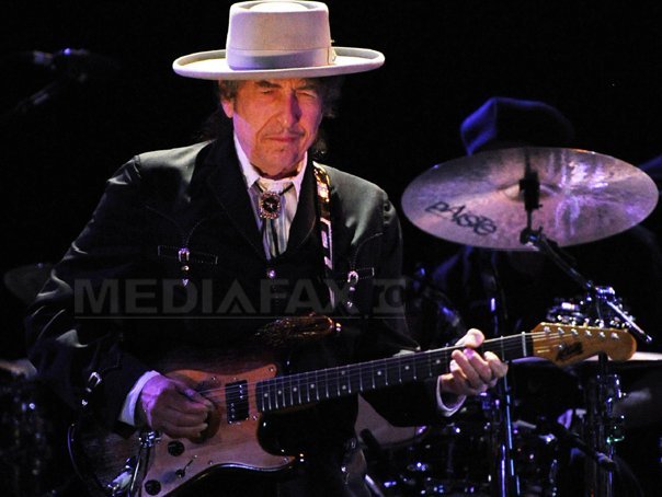 Imaginea articolului Autoportretul lui Bob Dylan, pe coperta celui mai nou album al artistului