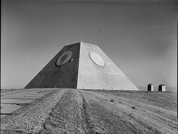 Imaginea articolului Marea Piramidă din Statele Unite. Cum plănuiau americanii să se apere de rachetele ruseşti - FOTO
