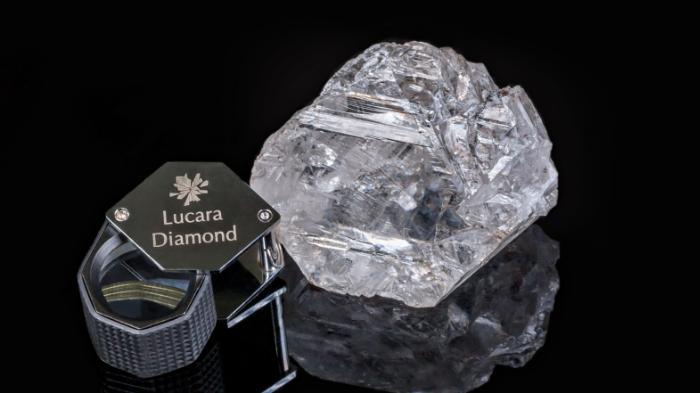 Imaginea articolului Un diamant spectaculos, cel mai mare din ultimul secol, descoperit în Botswana - FOTO